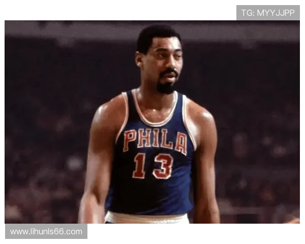 比尔·拉塞尔的传奇篮球生涯与NBA历史地位解析