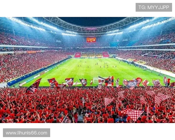 足球盛宴再启航 新时代体育文化与全球联赛发展趋势探讨