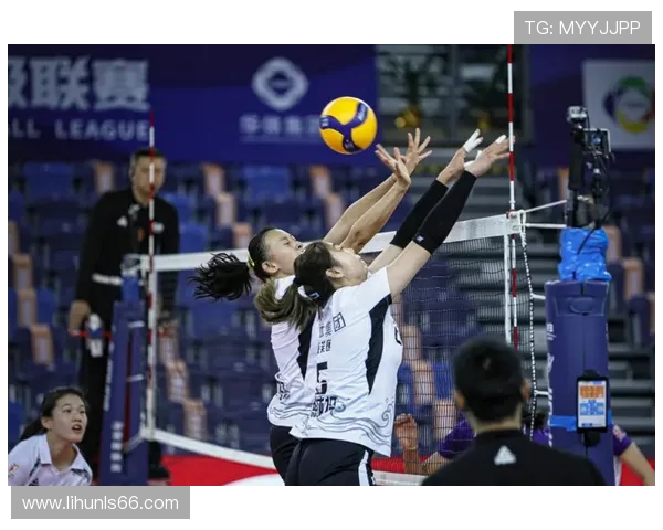 新疆广汇鏖战劲旅全场鏖兵激烈对决展现西部豪强无畏斗志