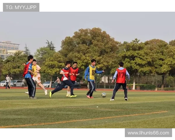 青春赛道争锋逐梦少年激情竞技展现非凡风采