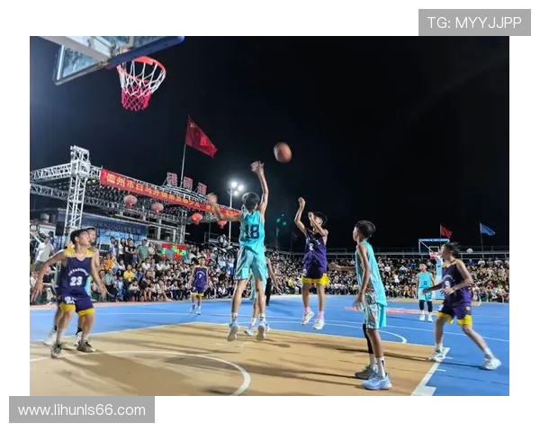 以篮球为纽带探索团队协作与竞技精神在青少年成长中的重要作用 以篮球为纽带探索团队协作与竞技精神在青少年成长中的重要作用