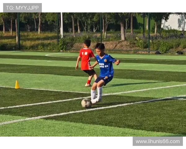 吕迪格的足球之路：从青训到国家队的辉煌历程与未来展望