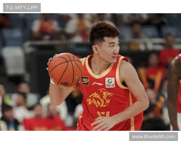 孙铭徽：从青涩新星到篮球场上的领军人物之路探秘