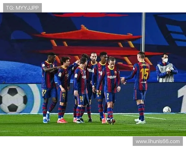 巴萨与利物浦激情对决海报展现足球魅力与荣耀之战