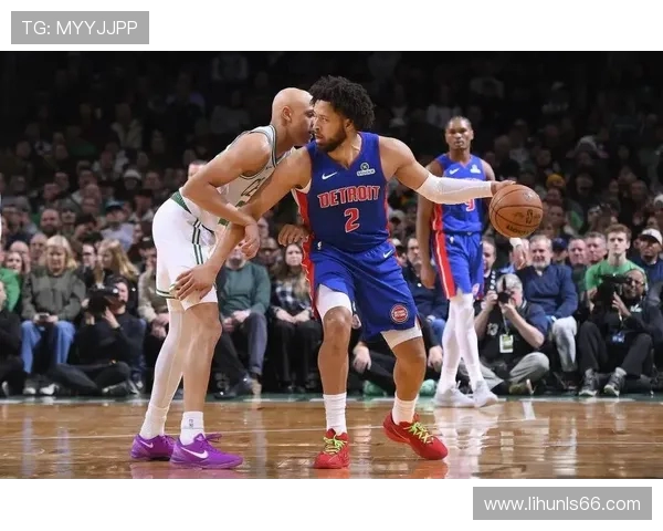 布鲁克林篮网与活塞的精彩对决分析及赛季前景展望